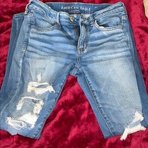 american eagle skinny ripped jeans!